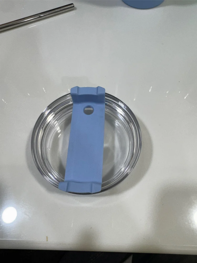 Tumbler with Handle and Straw